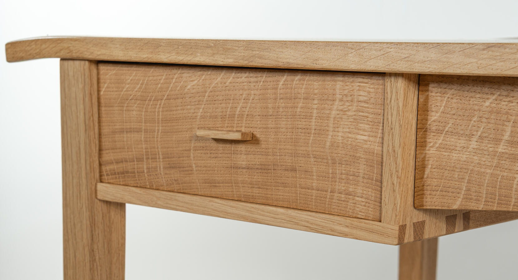 Coalesce - Writing Desk Coalesce - Writing Desk